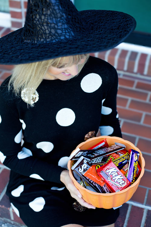 Des bonbons ou un sort - fête d'Halloween